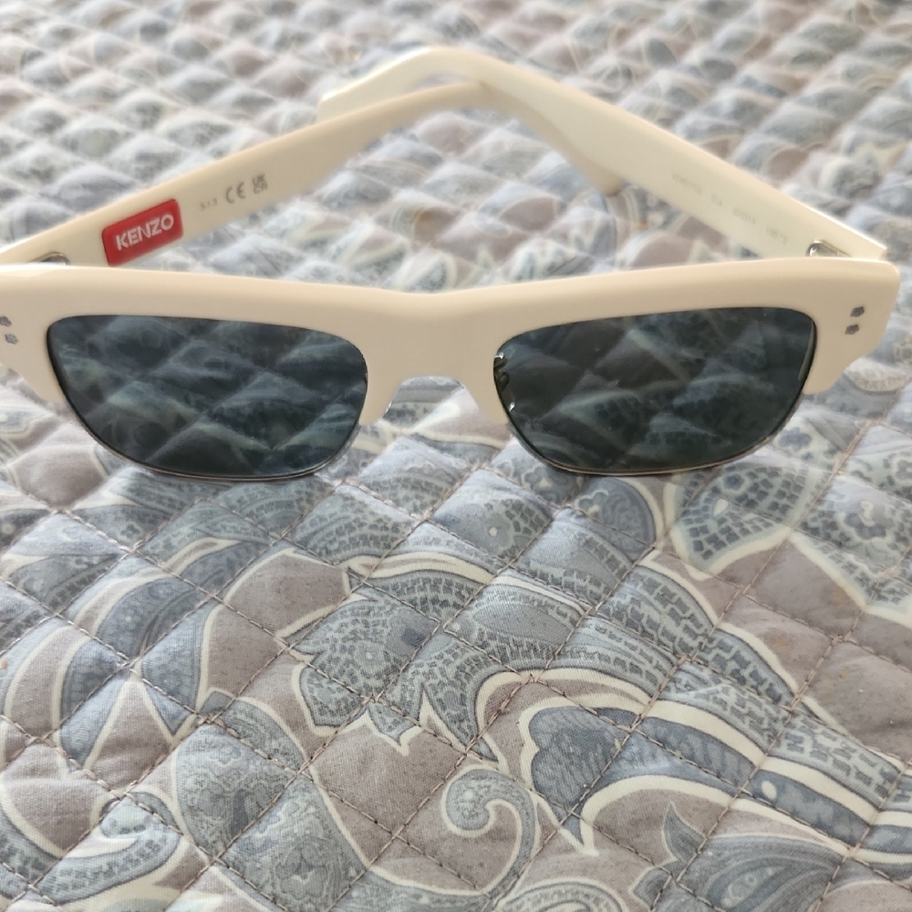 New KENZO PARIS White Glasses KZ40171U with COA